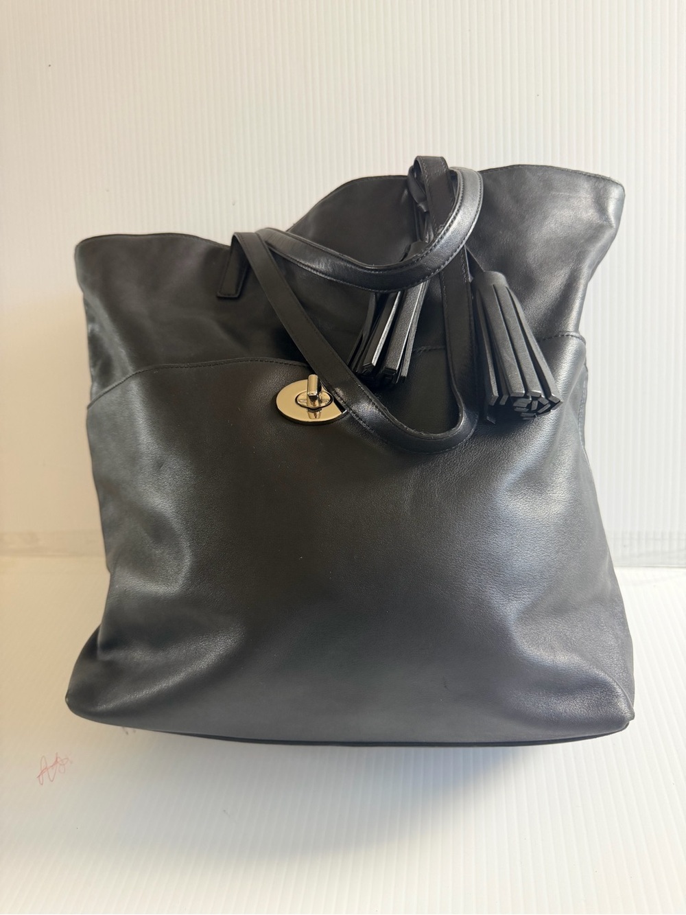 Coach blackLeather Tote Bag with Tassel Accent